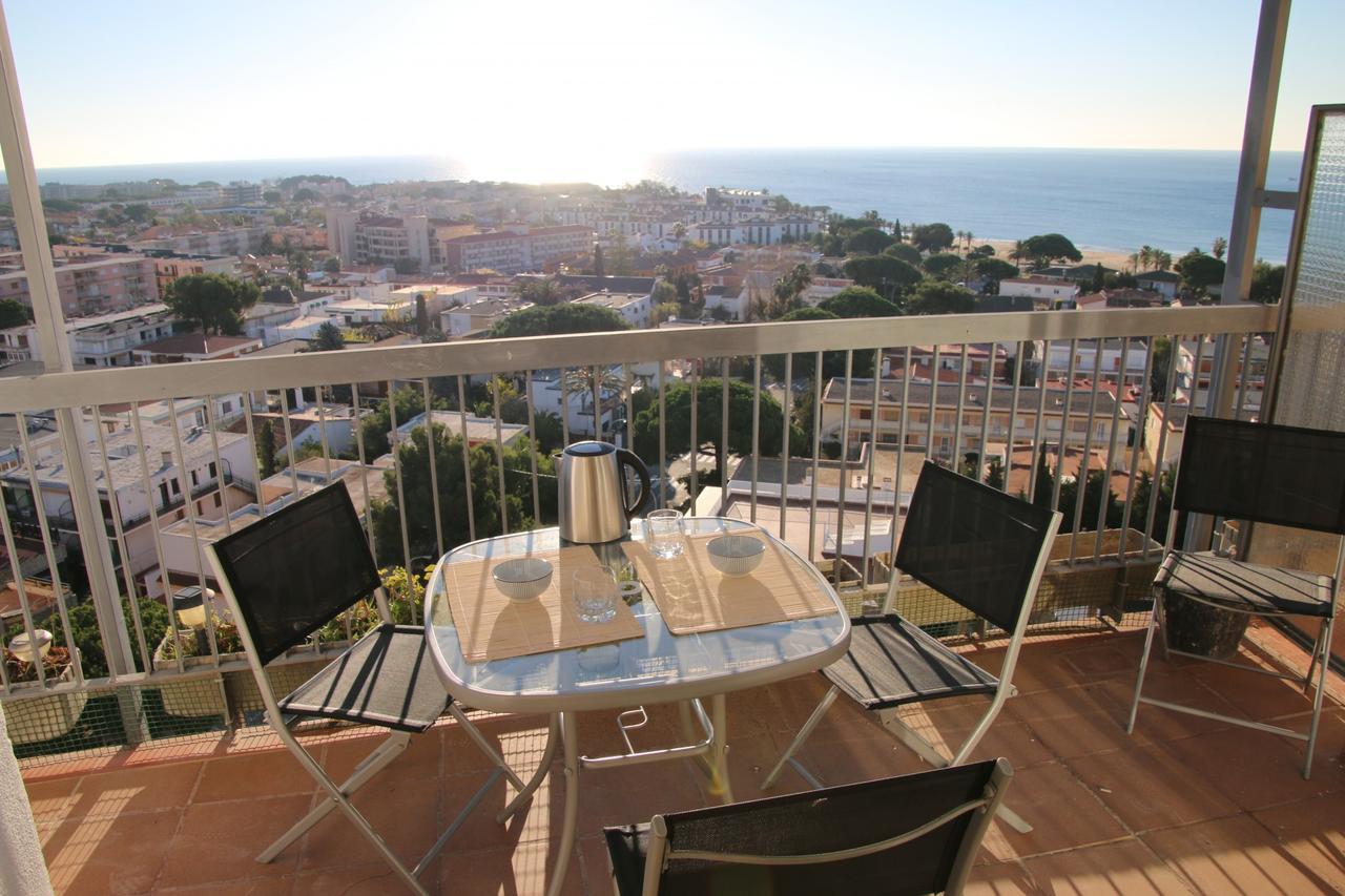 Apartamento La Torre Камбрильс Экстерьер фото